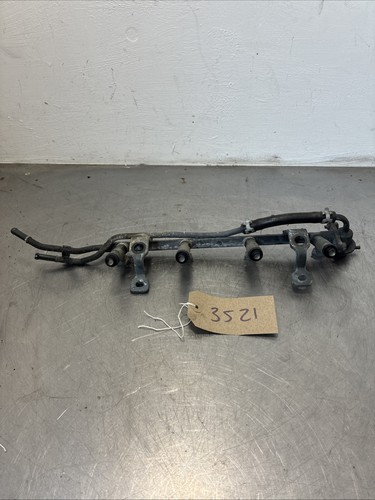 Mazda 323f fuel rail - mazda,